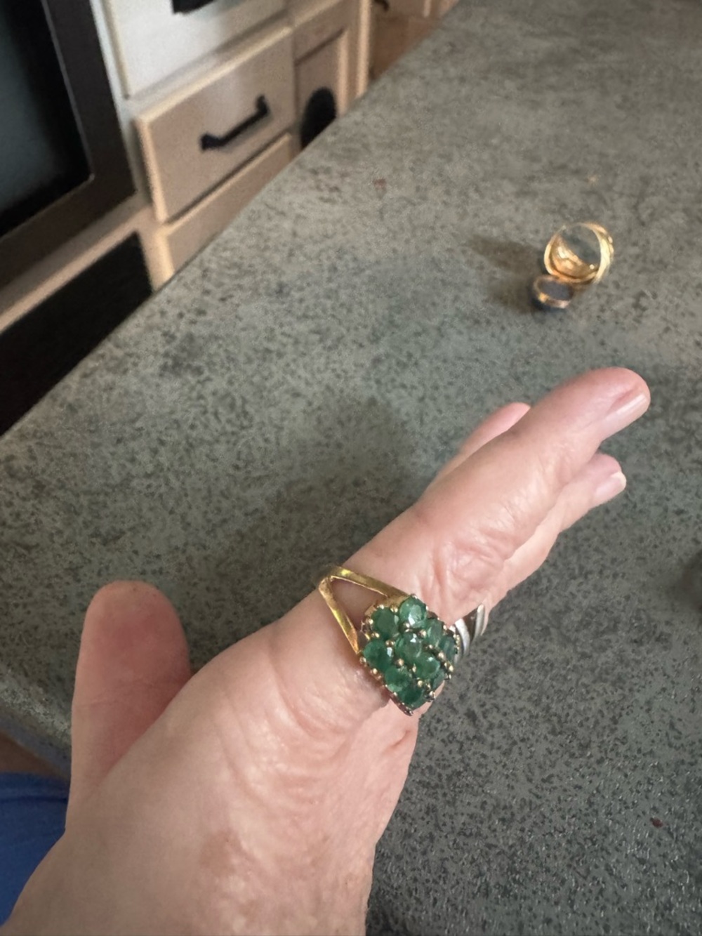 14K Emerald Ring 13 stones *NEW PICS& Video - Picture 8 of 16